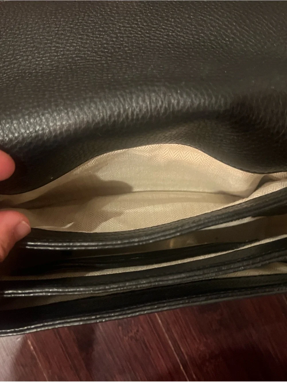Tory Burch classic pebbled